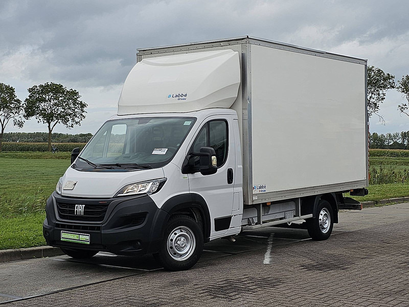 Fiat Ducato 2.3 Bakwagen Laadklep! - כלי רכב מסחרי עם תיבה: תמונה 2 Fiat Ducato 2.3 Bakwagen Laadklep! - כלי רכב מסחרי עם תיבה: תמונה 2