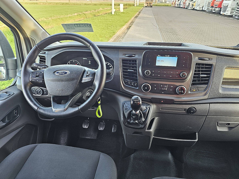 כלי רכב מסחרי עם לוח Ford Transit 2.0 TDCI 170 L4H3: תמונה 8 כלי רכב מסחרי עם לוח Ford Transit 2.0 TDCI 170 L4H3: תמונה 8