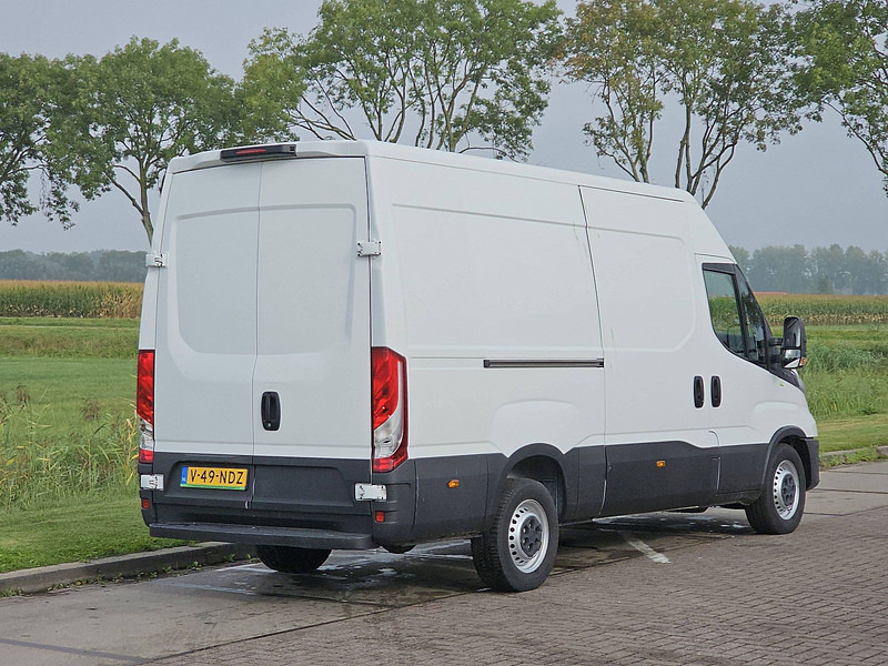 Iveco Daily 35S14 L2H2 3.5T-AHG Airco! - כלי רכב מסחרי עם לוח: תמונה 3 Iveco Daily 35S14 L2H2 3.5T-AHG Airco! - כלי רכב מסחרי עם לוח: תמונה 3
