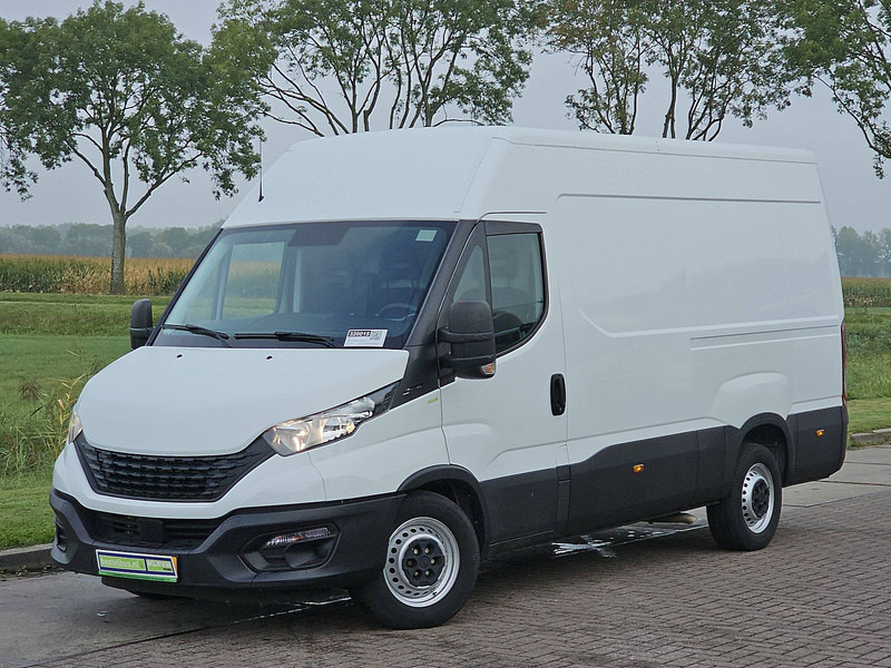 Iveco Daily 35S14 L2H2 3.5T-AHG Airco! - כלי רכב מסחרי עם לוח: תמונה 2 Iveco Daily 35S14 L2H2 3.5T-AHG Airco! - כלי רכב מסחרי עם לוח: תמונה 2