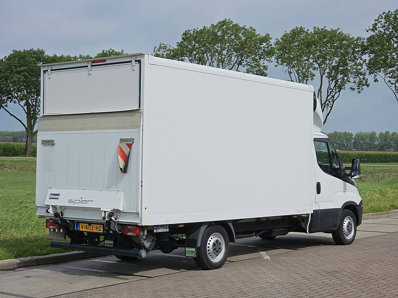 Iveco Daily 35S15 Bakwagen Laadklep! - כלי רכב מסחרי עם תיבה: תמונה 3 Iveco Daily 35S15 Bakwagen Laadklep! - כלי רכב מסחרי עם תיבה: תמונה 3