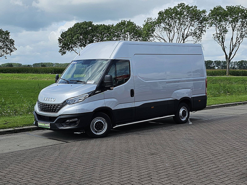 Iveco Daily 35S16 L2H2 Luchtvering AC - כלי רכב מסחרי עם לוח: תמונה 2 Iveco Daily 35S16 L2H2 Luchtvering AC - כלי רכב מסחרי עם לוח: תמונה 2
