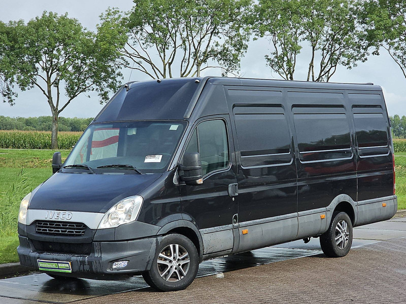 Iveco Daily 35S21 3.0ltr Maxi 200Pk AC - כלי רכב מסחרי עם לוח: תמונה 2 Iveco Daily 35S21 3.0ltr Maxi 200Pk AC - כלי רכב מסחרי עם לוח: תמונה 2
