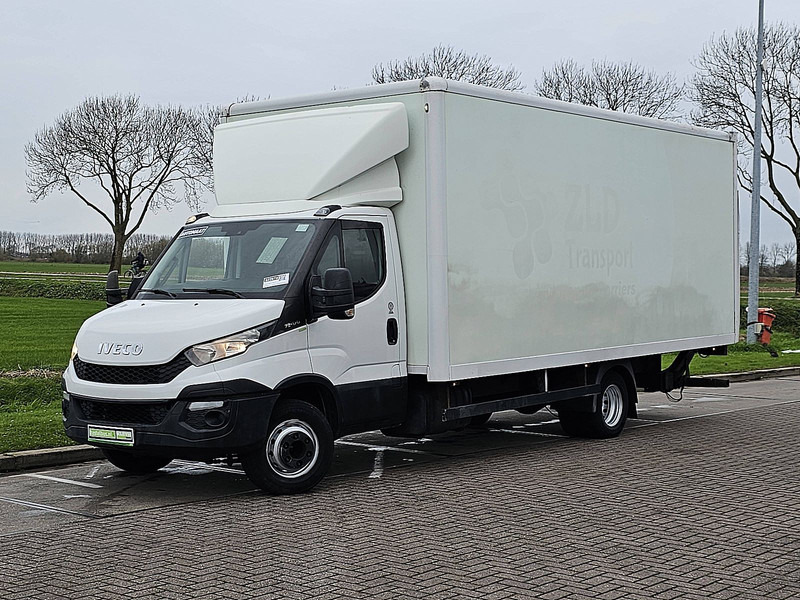 Iveco Daily 70C17 Bakwagen Laadklep - כלי רכב מסחרי עם תיבה: תמונה 2 Iveco Daily 70C17 Bakwagen Laadklep - כלי רכב מסחרי עם תיבה: תמונה 2