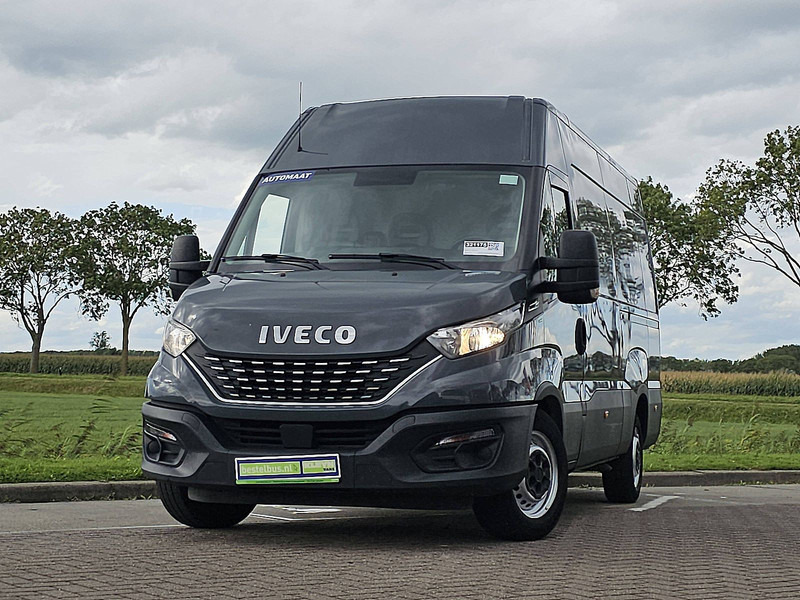 Iveco Daily - כלי רכב מסחרי עם לוח: תמונה 1 Iveco Daily - כלי רכב מסחרי עם לוח: תמונה 1
