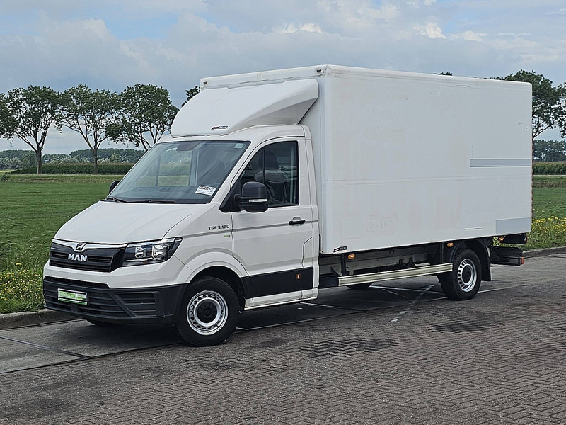 MAN TGE 3.180 Bakwagen Laadklep! - כלי רכב מסחרי עם תיבה: תמונה 2 MAN TGE 3.180 Bakwagen Laadklep! - כלי רכב מסחרי עם תיבה: תמונה 2
