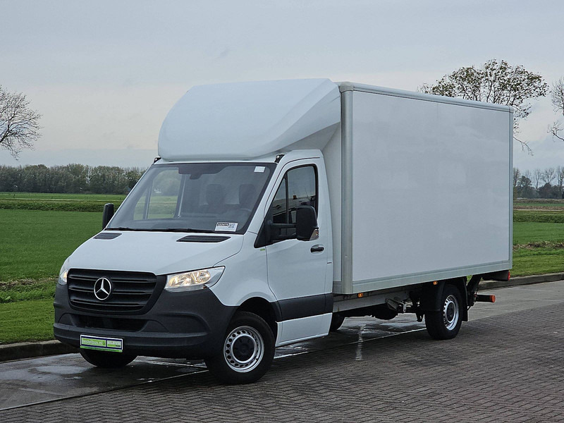 Mercedes-Benz Sprinter 315 Bakwagen Laadklep! - כלי רכב מסחרי עם תיבה: תמונה 2 Mercedes-Benz Sprinter 315 Bakwagen Laadklep! - כלי רכב מסחרי עם תיבה: תמונה 2