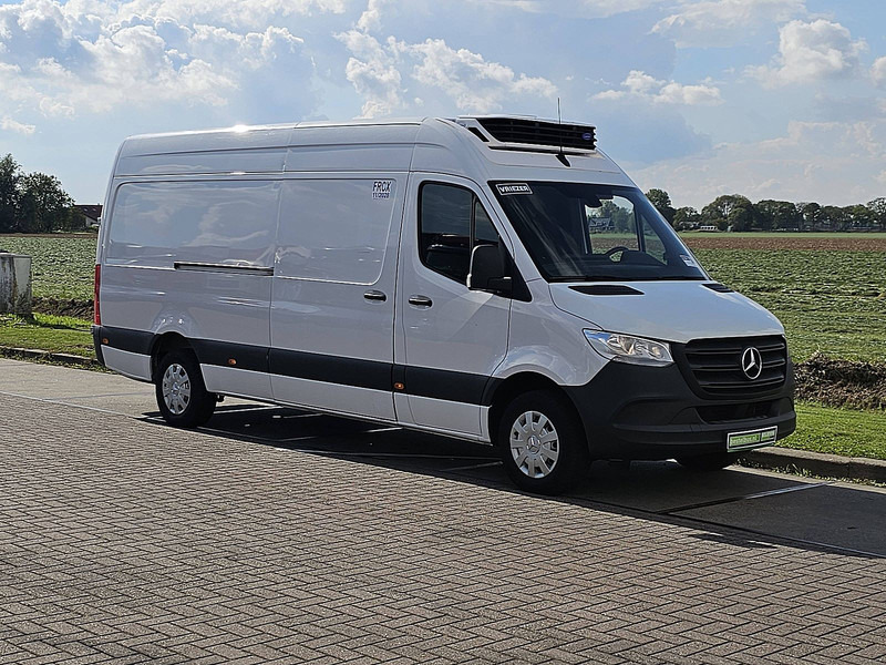 Mercedes-Benz Sprinter 315 L3H2 Maxi Koelwagen! - כלי רכב מסחרי לקירור: תמונה 5 Mercedes-Benz Sprinter 315 L3H2 Maxi Koelwagen! - כלי רכב מסחרי לקירור: תמונה 5