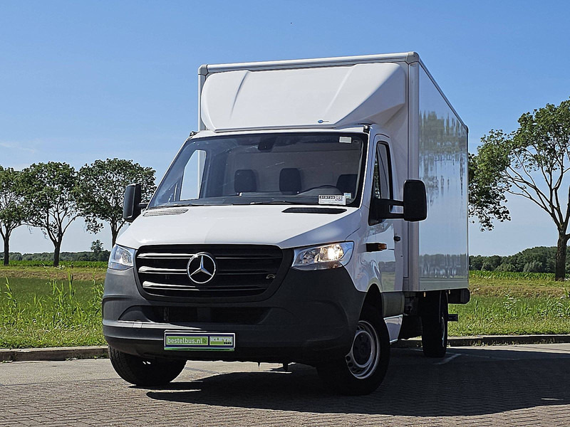 Mercedes-Benz Sprinter 317 Bakwagen Laadklep! - כלי רכב מסחרי עם תיבה: תמונה 1 Mercedes-Benz Sprinter 317 Bakwagen Laadklep! - כלי רכב מסחרי עם תיבה: תמונה 1