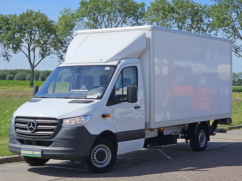 Mercedes-Benz Sprinter 317 Bakwagen Laadklep! - כלי רכב מסחרי עם תיבה: תמונה 2 Mercedes-Benz Sprinter 317 Bakwagen Laadklep! - כלי רכב מסחרי עם תיבה: תמונה 2