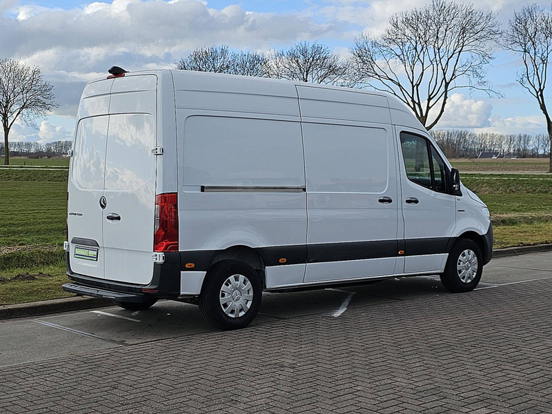 Mercedes-Benz eSprinter E-SRINTER AUT. L2H2 - כלי רכב מסחרי עם לוח, כלי רכב מסחרי חשמלי: תמונה 3 Mercedes-Benz eSprinter E-SRINTER AUT. L2H2 - כלי רכב מסחרי עם לוח, כלי רכב מסחרי חשמלי: תמונה 3