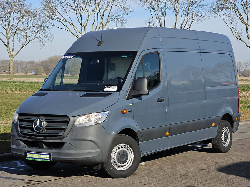 Mercedes-Benz eSprinter L2H2 41kWh Demo! - כלי רכב מסחרי עם לוח, כלי רכב מסחרי חשמלי: תמונה 2 Mercedes-Benz eSprinter L2H2 41kWh Demo! - כלי רכב מסחרי עם לוח, כלי רכב מסחרי חשמלי: תמונה 2