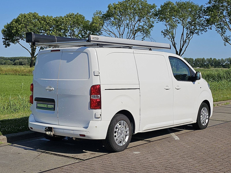 Peugeot Expert 2.0 L2 Automaat Navi AC! - כלי רכב מסחרי קטן: תמונה 3 Peugeot Expert 2.0 L2 Automaat Navi AC! - כלי רכב מסחרי קטן: תמונה 3