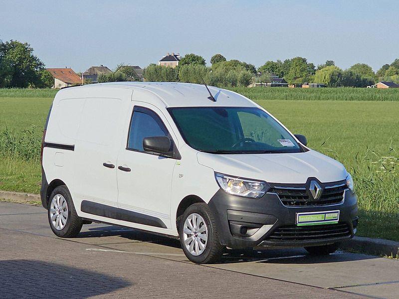 כלי רכב מסחרי עם תיבה Renault Express 1.5 Navi Airco Euro6!: תמונה 5