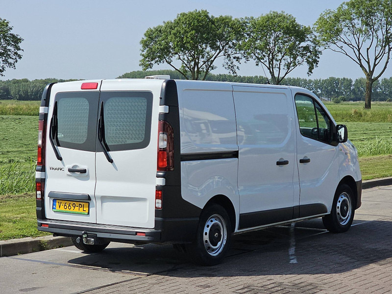 Renault Trafic 1.6 DCI L1H1 Navi Euro6 AC! - כלי רכב מסחרי קטן: תמונה 3 Renault Trafic 1.6 DCI L1H1 Navi Euro6 AC! - כלי רכב מסחרי קטן: תמונה 3