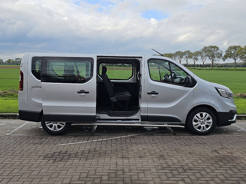 מיניבוס, כלי רכב מסחרי לנוסעים Renault Trafic 2.0 DCI ac aut. 9 pers EURO6: תמונה 15