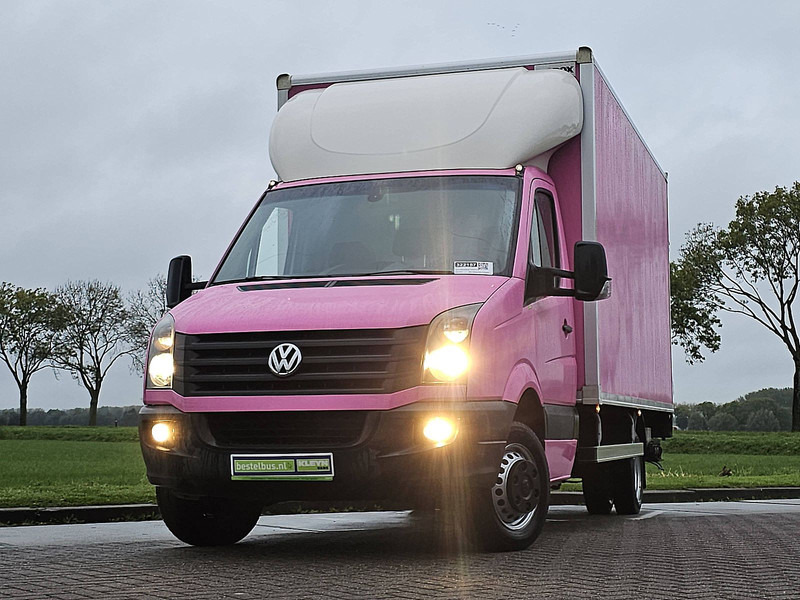 Volkswagen Crafter - כלי רכב מסחרי עם תיבה: תמונה 1 Volkswagen Crafter - כלי רכב מסחרי עם תיבה: תמונה 1