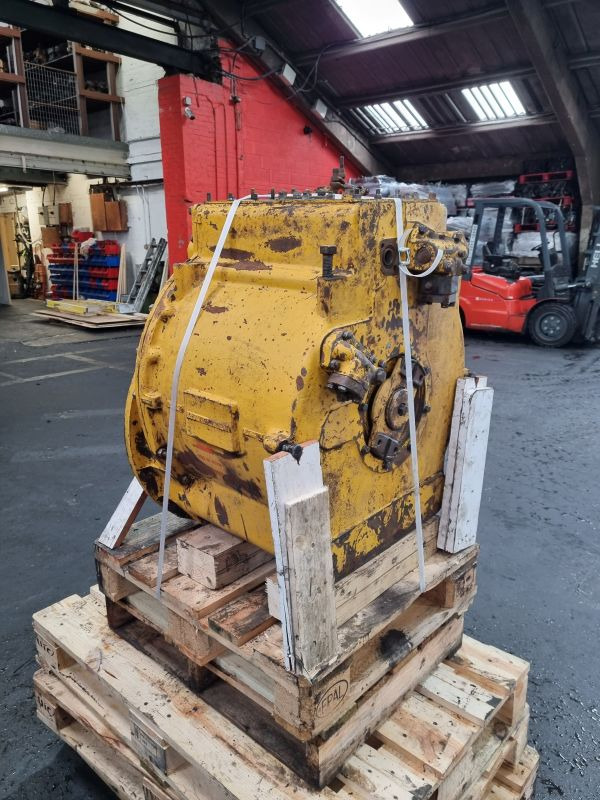 Caterpillar 3P1689 D8K Gearbox Gearbox (Plant) - תיבת הילוכים: תמונה 2 Caterpillar 3P1689 D8K Gearbox Gearbox (Plant) - תיבת הילוכים: תמונה 2