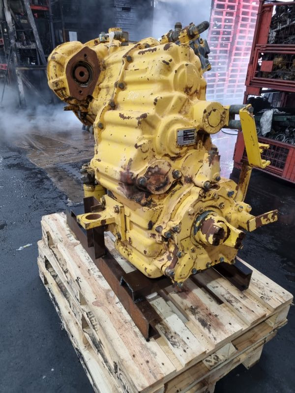 Komatsu 714-16-20002 Gearbox (Plant) - תיבת הילוכים עבור מכונת בנייה: תמונה 3 Komatsu 714-16-20002 Gearbox (Plant) - תיבת הילוכים עבור מכונת בנייה: תמונה 3