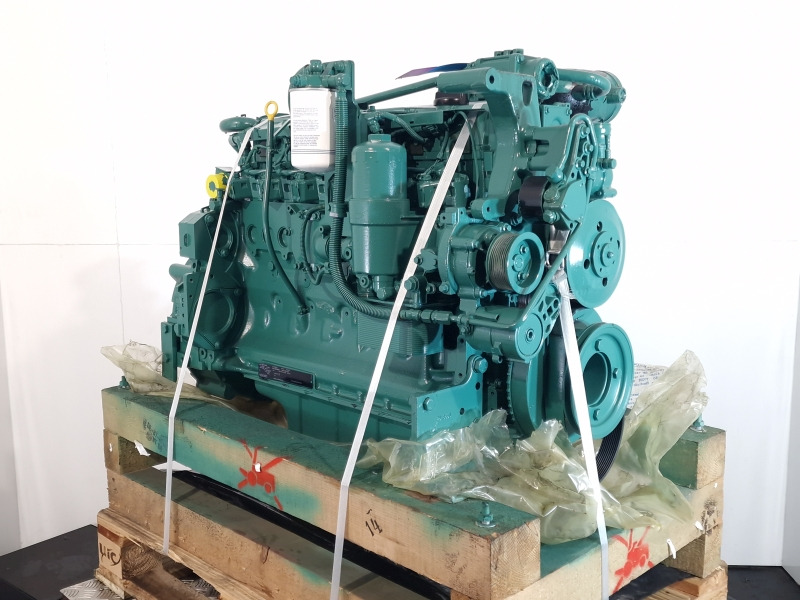 Volvo EC210B Excavator D6D EGE2 New Engine (Plant) - מנוע עבור מכונת בנייה: תמונה 4 Volvo EC210B Excavator D6D EGE2 New Engine (Plant) - מנוע עבור מכונת בנייה: תמונה 4