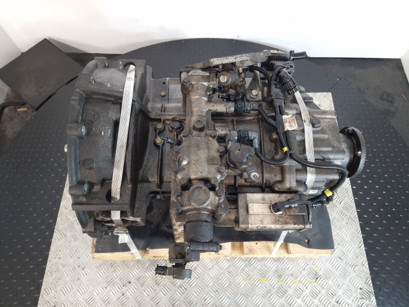 תיבת הילוכים ZF Ecolite 6S800TO / STO8006 Volvo Spec Gearbox: תמונה 11