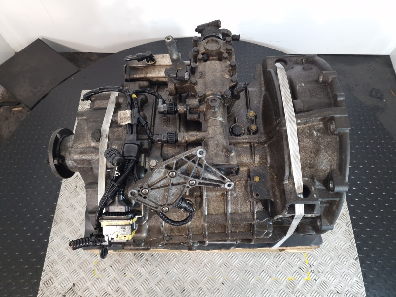 תיבת הילוכים ZF Ecolite 6S800TO / STO8006 Volvo Spec Gearbox: תמונה 10