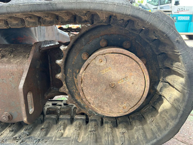 Hitachi ZX35U-2 - מיני מחפר: תמונה 5 Hitachi ZX35U-2 - מיני מחפר: תמונה 5