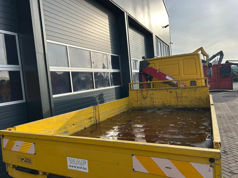 Iveco Eurocargo 80E18D - משאית צד נופל/ שטוחה, משאית מנוף: תמונה 5 Iveco Eurocargo 80E18D - משאית צד נופל/ שטוחה, משאית מנוף: תמונה 5