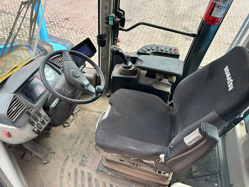 Komatsu WA470-7 - מעמיס גלגלים: תמונה 5 Komatsu WA470-7 - מעמיס גלגלים: תמונה 5