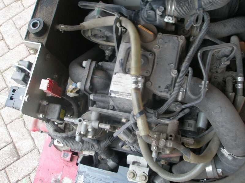 Takeuchi TB108 - מיני מחפר: תמונה 4 Takeuchi TB108 - מיני מחפר: תמונה 4