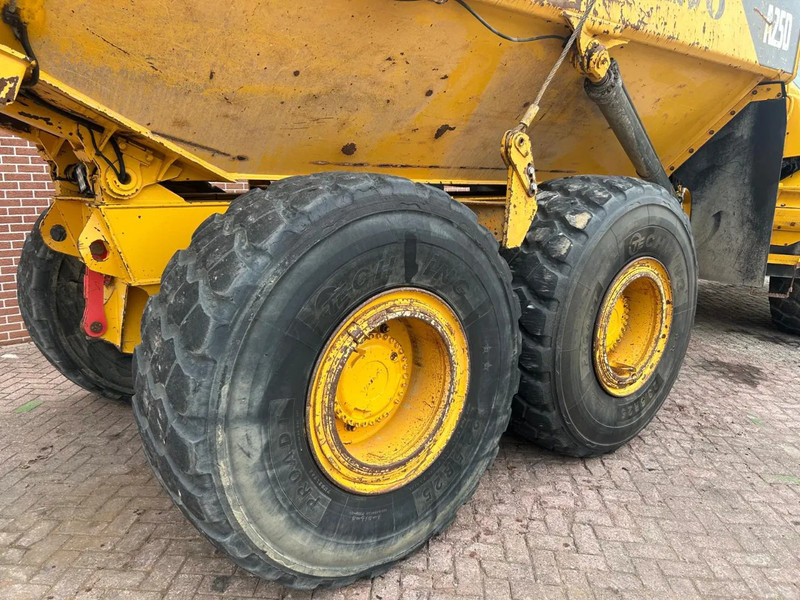 מסיר פסולת מפרקי Volvo A25D: תמונה 7
