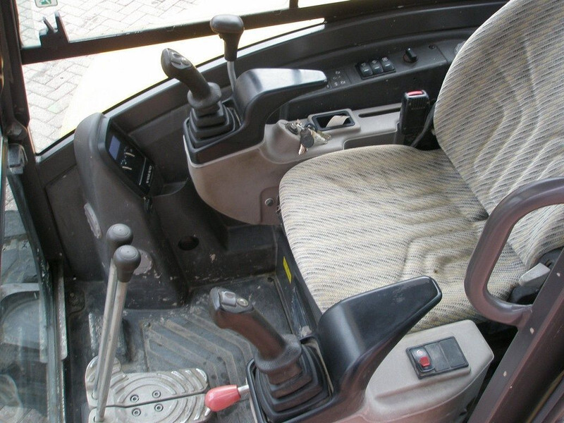 מיני מחפר Volvo ECR50D: תמונה 8