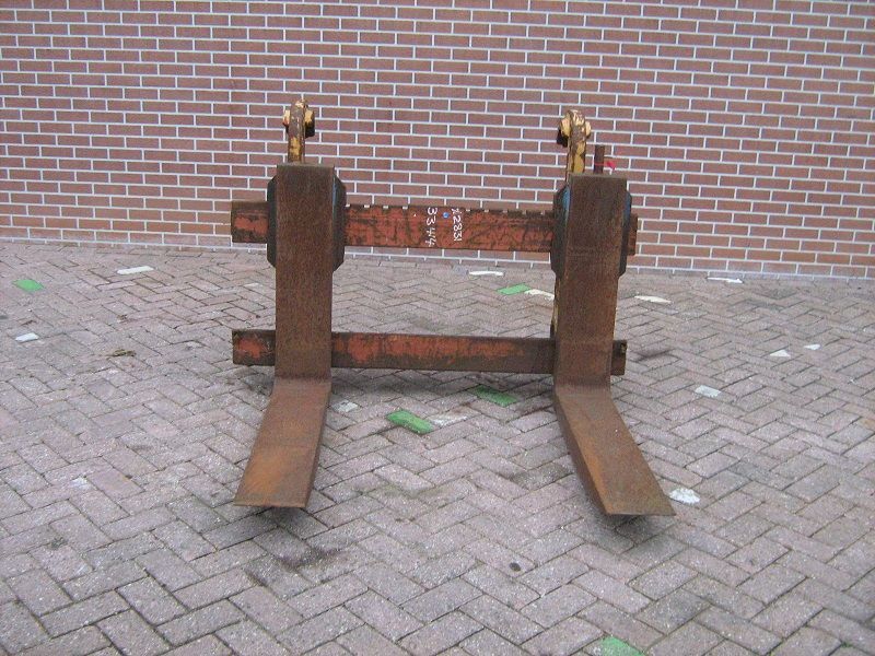 Volvo Forks L150-L180 - מזלגות עבור מכונת בנייה: תמונה 2 Volvo Forks L150-L180 - מזלגות עבור מכונת בנייה: תמונה 2