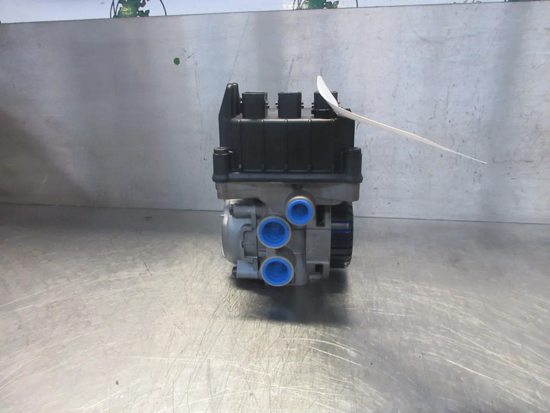 חלקי חילוף עבור משאית DAF 1867005 // VOORMODULEN ABS DAF CF XF EURO 6: תמונה 14