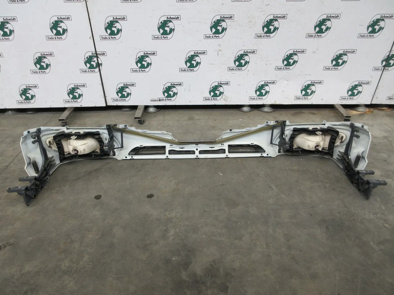 DAF 1953385 // 2032701 // 2032702 BUMPER MET MISTLAMP DAF XF 480 EURO 6 - פגוש עבור משאית: תמונה 4 DAF 1953385 // 2032701 // 2032702 BUMPER MET MISTLAMP DAF XF 480 EURO 6 - פגוש עבור משאית: תמונה 4