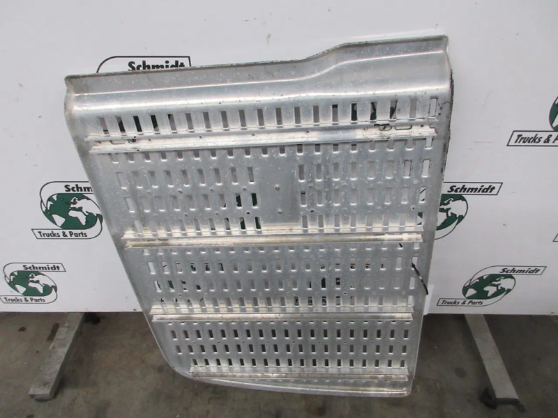 DAF 2304509//1922852 TRAANPLAAT DAF XF 460 EURO 6 RECHTS - מסגרת/ שלדה עבור משאית: תמונה 4 DAF 2304509//1922852 TRAANPLAAT DAF XF 460 EURO 6 RECHTS - מסגרת/ שלדה עבור משאית: תמונה 4