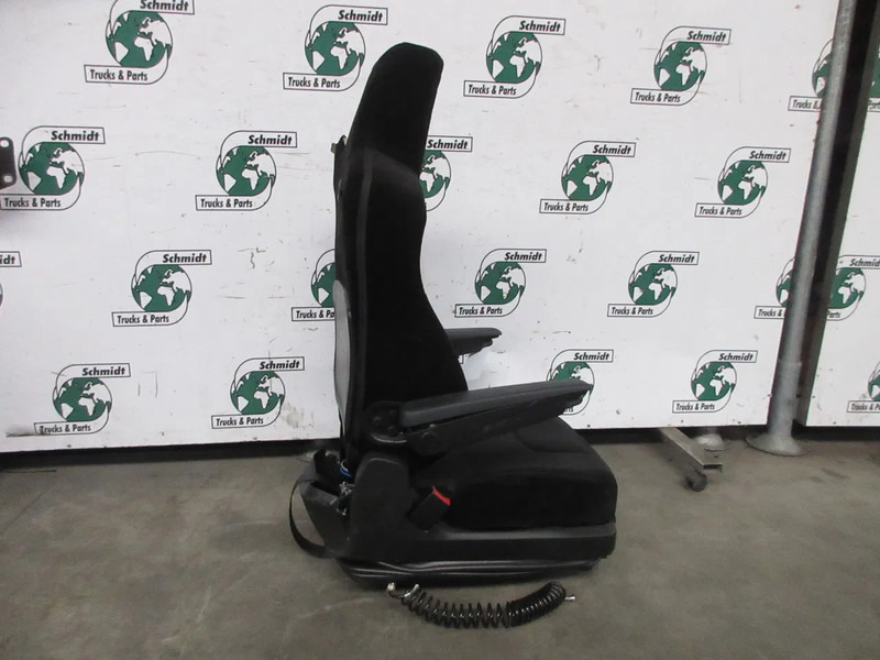 MAN 81.62310-6441 // 81.62310-6436 STOELEN SET MAN TGX 18.470 MODEL 2022 - מושב עבור משאית: תמונה 4 MAN 81.62310-6441 // 81.62310-6436 STOELEN SET MAN TGX 18.470 MODEL 2022 - מושב עבור משאית: תמונה 4