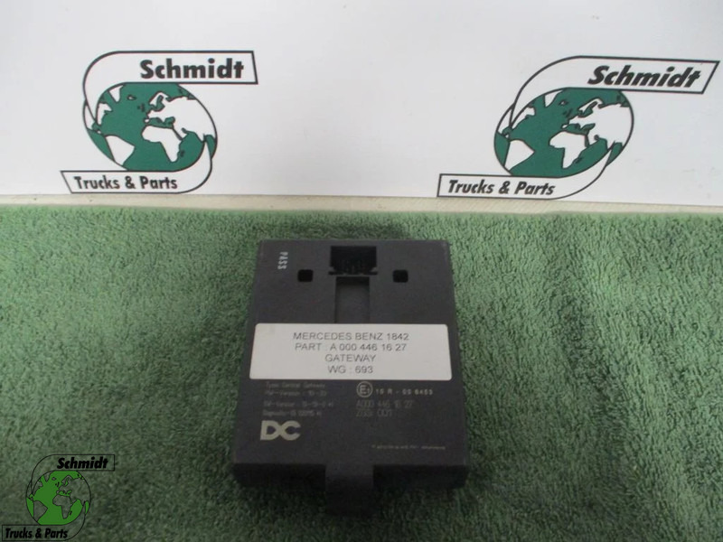 Mercedes-Benz A 000 446 16 27 CENTRAL GATEWAY - ZGS 001 - מערכת חשמל עבור משאית: תמונה 1 Mercedes-Benz A 000 446 16 27 CENTRAL GATEWAY - ZGS 001 - מערכת חשמל עבור משאית: תמונה 1