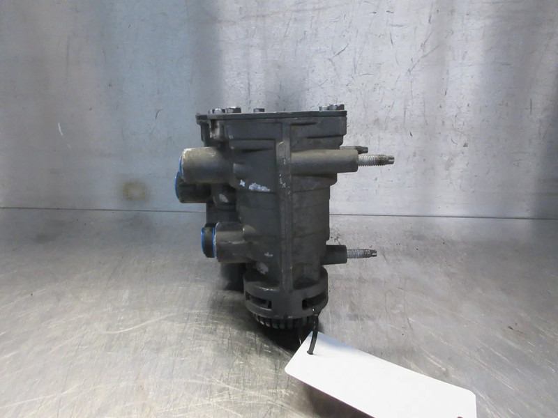 חלקי חילוף עבור משאית Mercedes-Benz A 001 431 12 13 EBS MODULEN MERCEDES 2542 EURO 6: תמונה 8