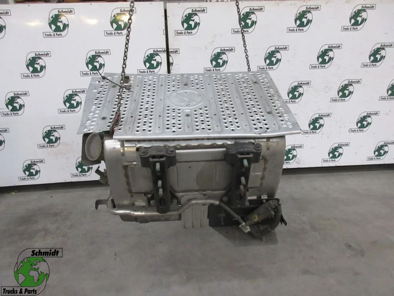 Mercedes-Benz A 008 490 21 12 KATALYSATOR MERCEDES 1843 MP 4 EURO 6 MODEL 2020 - ממיר קטליטי עבור משאית: תמונה 1 Mercedes-Benz A 008 490 21 12 KATALYSATOR MERCEDES 1843 MP 4 EURO 6 MODEL 2020 - ממיר קטליטי עבור משאית: תמונה 1