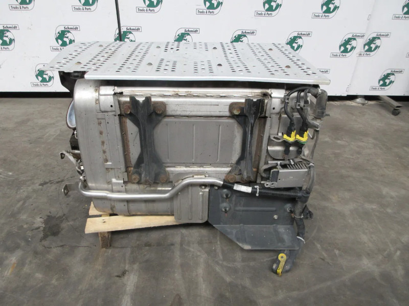 Mercedes-Benz A 008 490 21 12 KATALYSATOR MERCEDES 1845 MP4 EURO 6 MODEL 2018 - ממיר קטליטי עבור משאית: תמונה 3 Mercedes-Benz A 008 490 21 12 KATALYSATOR MERCEDES 1845 MP4 EURO 6 MODEL 2018 - ממיר קטליטי עבור משאית: תמונה 3