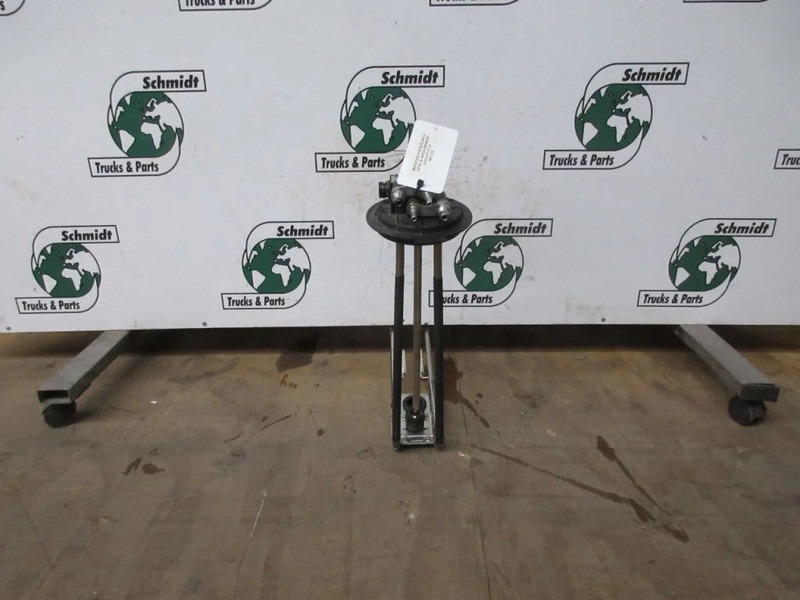 Mercedes-Benz ATEGO A 970 470 02 24 ADBLUE SENSOR EURO 5 - מערכת דלק עבור משאית: תמונה 2 Mercedes-Benz ATEGO A 970 470 02 24 ADBLUE SENSOR EURO 5 - מערכת דלק עבור משאית: תמונה 2