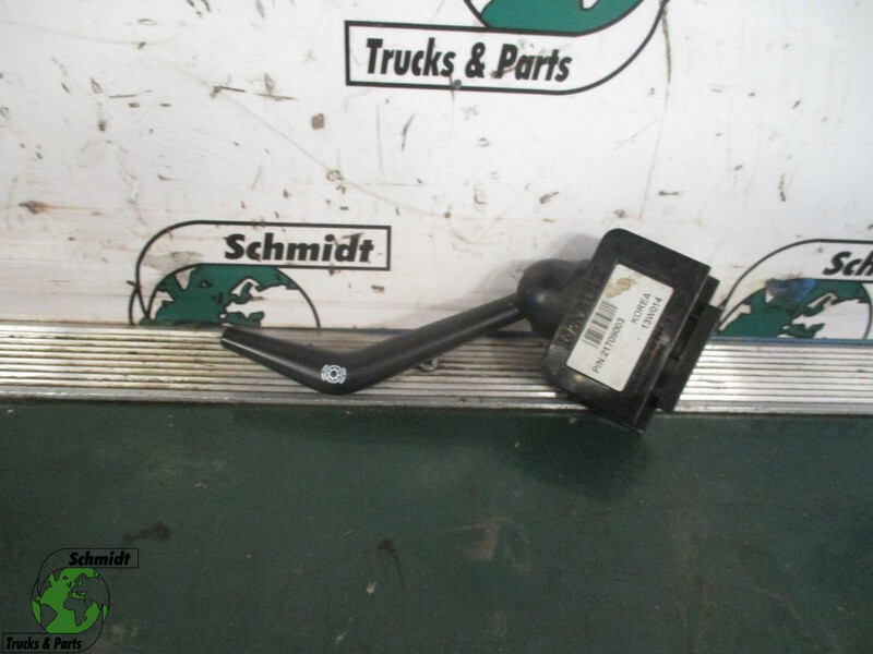 Renault 21709003 stuur hendel T 460 - ציוד היגוי עבור משאית: תמונה 1 Renault 21709003 stuur hendel T 460 - ציוד היגוי עבור משאית: תמונה 1