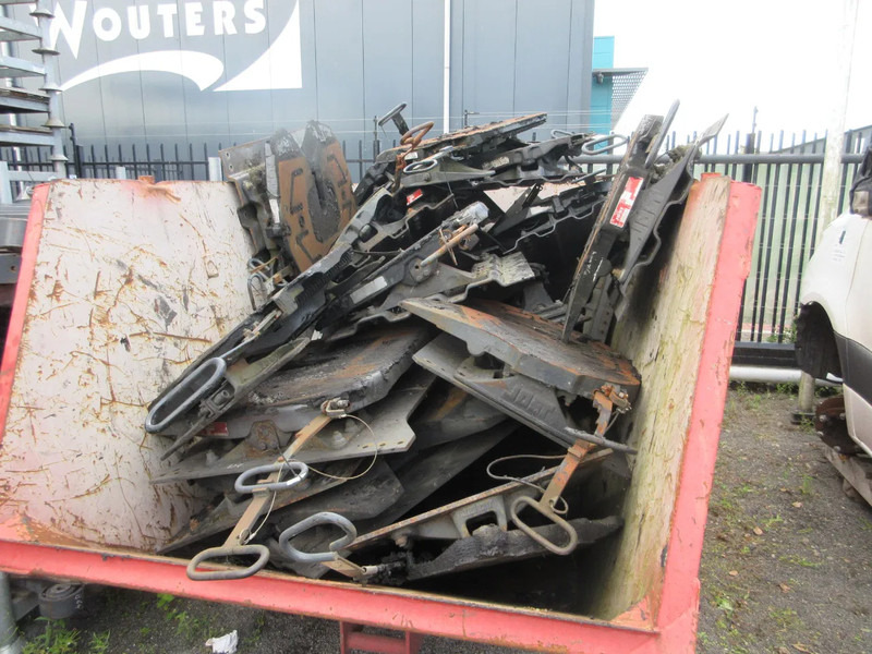 Jost 1630481 // TYPE 150SP2 G50-X D 152 KN DAF CF 410 EURO 6 MODEL 2021 1630481 // TYPE 150SP2 G50-X D 152 KN DAF CF 410 EURO 6 MODEL - מצמד גלגל חמישי עבור משאית: תמונה 2 Jost 1630481 // TYPE 150SP2 G50-X D 152 KN DAF CF 410 EURO 6 MODEL 2021 1630481 // TYPE 150SP2 G50-X D 152 KN DAF CF 410 EURO 6 MODEL - מצמד גלגל חמישי עבור משאית: תמונה 2