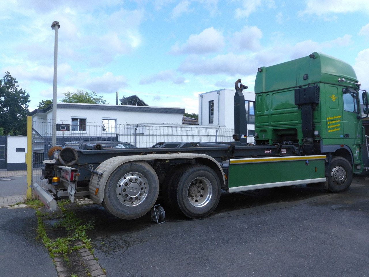 DAF XF 510 aus Werkverkehr 6 x 2 510PS Top-Zustan - משאית הרמת וו: תמונה 3 DAF XF 510 aus Werkverkehr 6 x 2 510PS Top-Zustan - משאית הרמת וו: תמונה 3