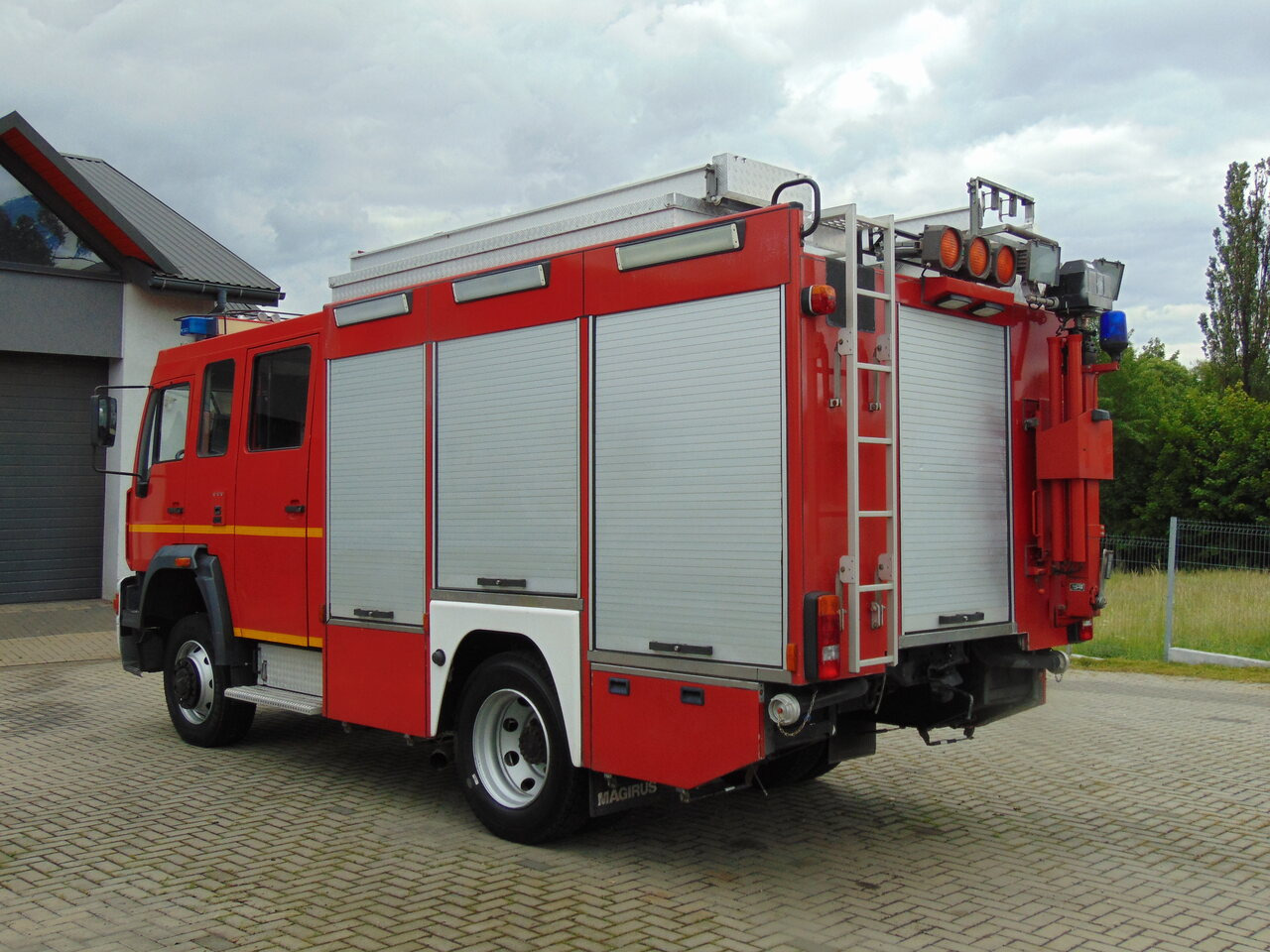 MAN LE14.260 4x4 MAGIRUS - משאית אש: תמונה 3 MAN LE14.260 4x4 MAGIRUS - משאית אש: תמונה 3