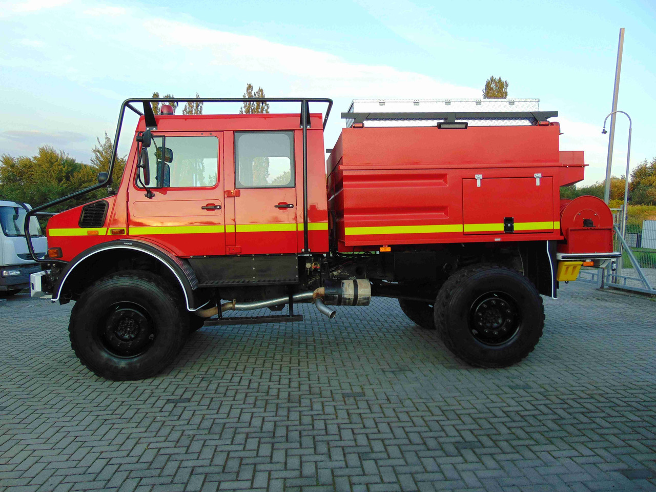 MERCEDES-BENZ Unimog U5000 4x4 DESAUTEL - 5000 WATER !!! - משאית אש: תמונה 5 MERCEDES-BENZ Unimog U5000 4x4 DESAUTEL - 5000 WATER !!! - משאית אש: תמונה 5