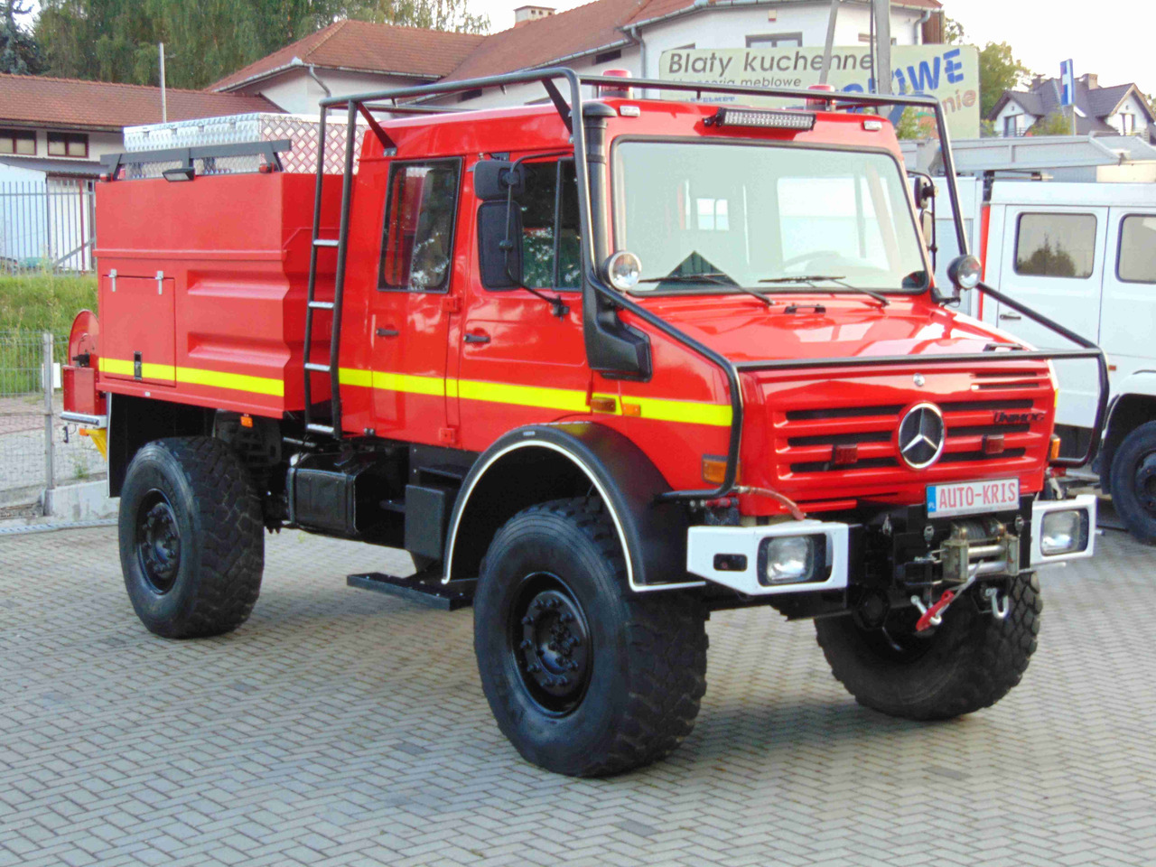 MERCEDES-BENZ Unimog U5000 4x4 DESAUTEL - 5000 WATER !!! - משאית אש: תמונה 2 MERCEDES-BENZ Unimog U5000 4x4 DESAUTEL - 5000 WATER !!! - משאית אש: תמונה 2