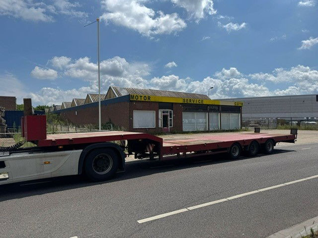 Kel-Berg 3 Axle Trailer - סמיטריילר עם מטען נמוך: תמונה 1 Kel-Berg 3 Axle Trailer - סמיטריילר עם מטען נמוך: תמונה 1
