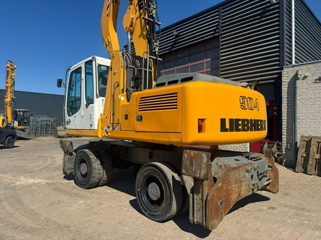 Liebherr A 904 C Litronic + Grab - מטפל בפסולת/ תעשייתי: תמונה 2 Liebherr A 904 C Litronic + Grab - מטפל בפסולת/ תעשייתי: תמונה 2